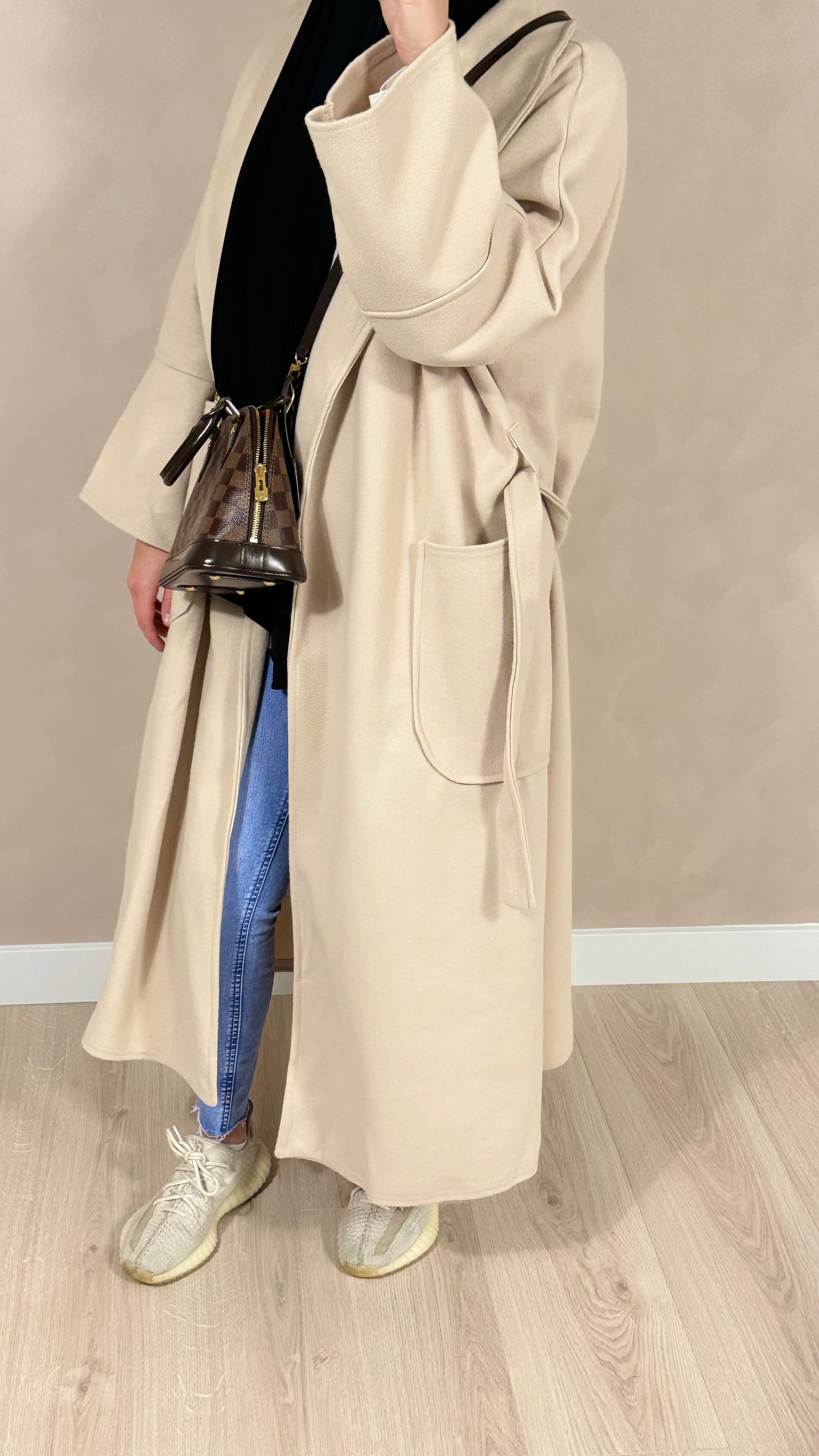 Jas met ceintuur beige