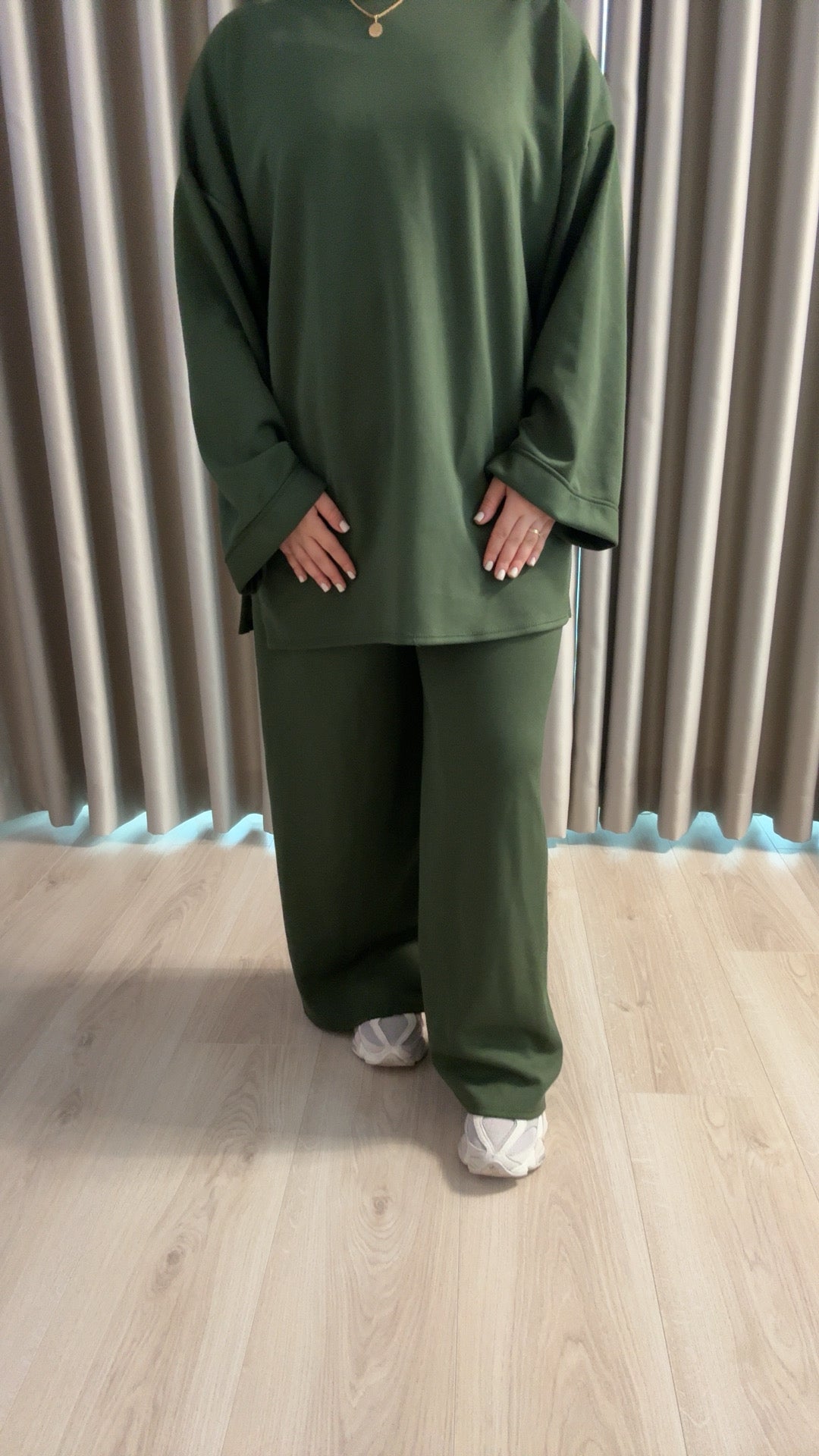 Basic oversized pak kaki