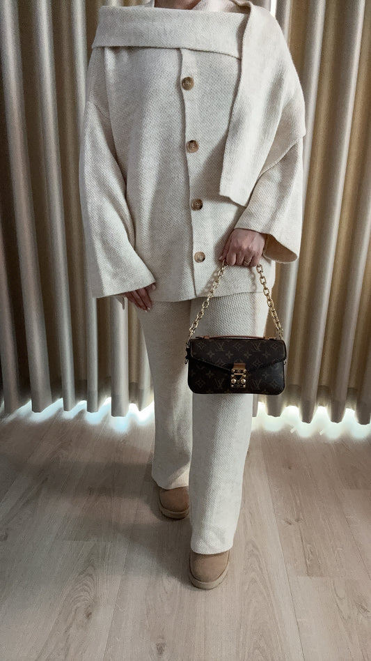 Knit set met overslag beige