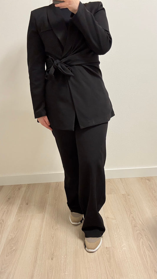 Knot blazer set